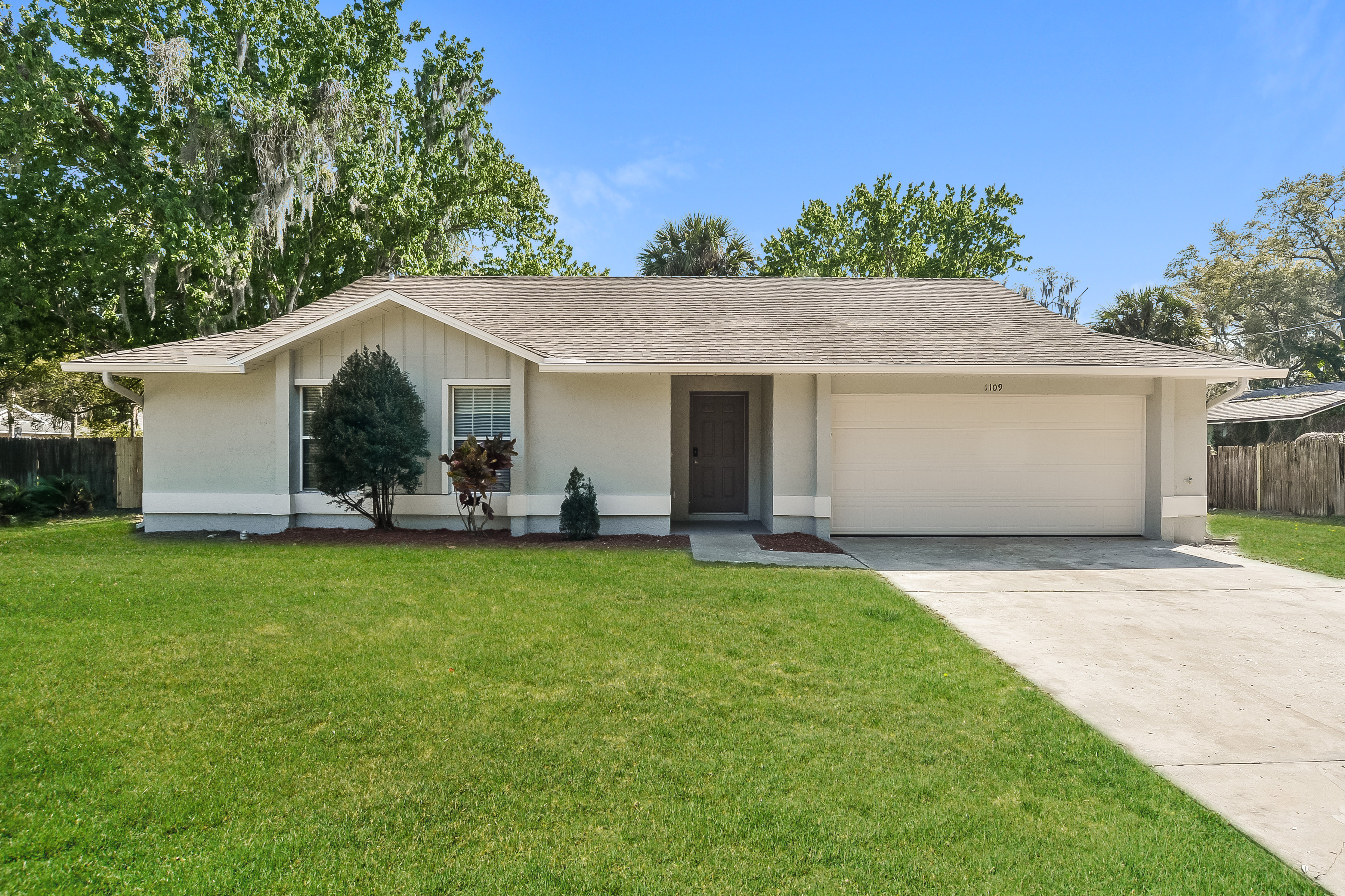 1109 BUTLER WAY SANFORD, FL 32773